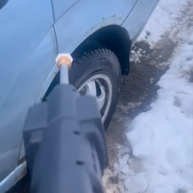 Видео отзыв о аккумуляторной автомойке высокого давления в Москве